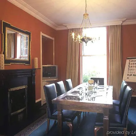 Pembroke Townhouse 