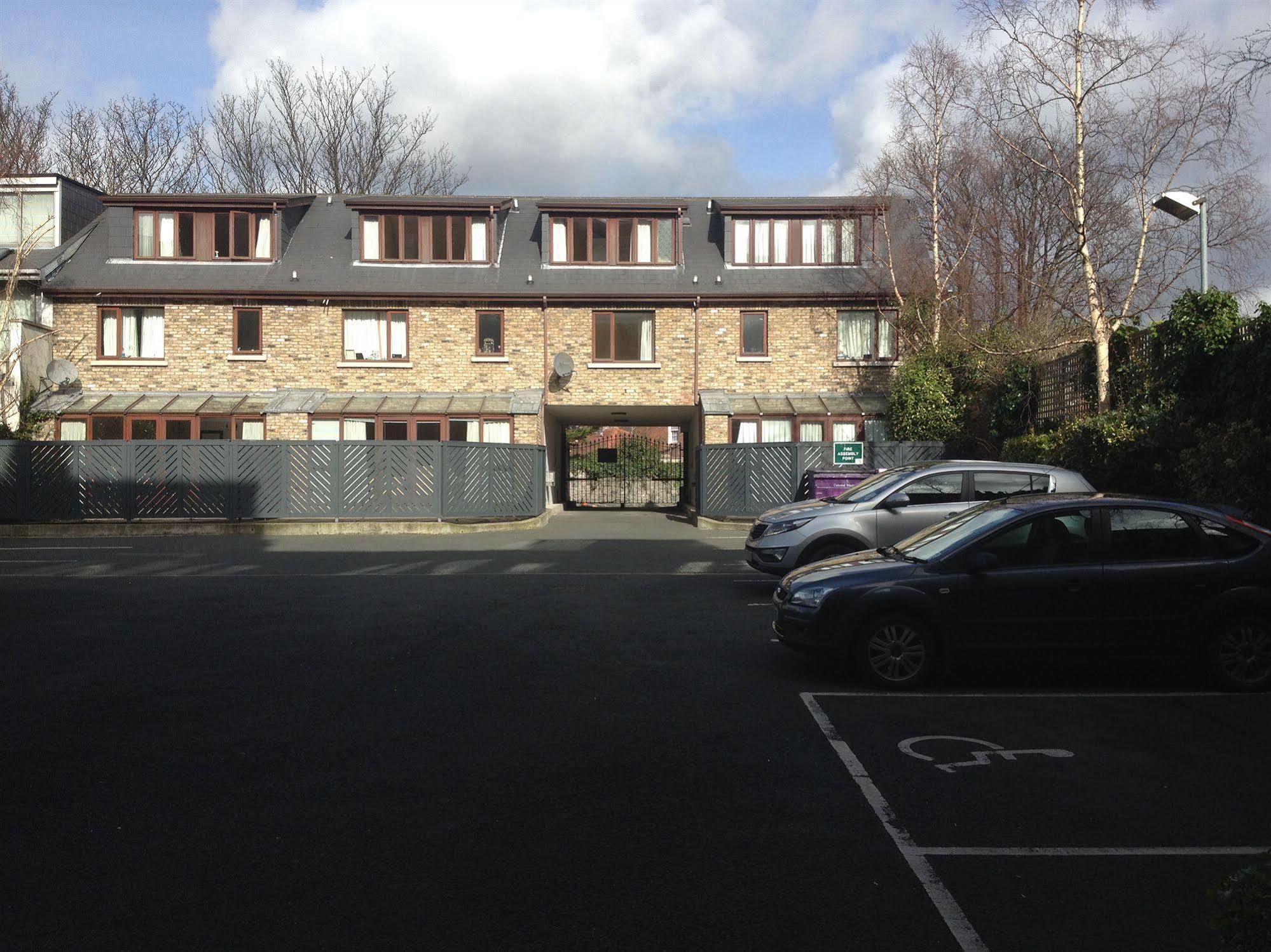 Gasthof Pembroke Townhouse